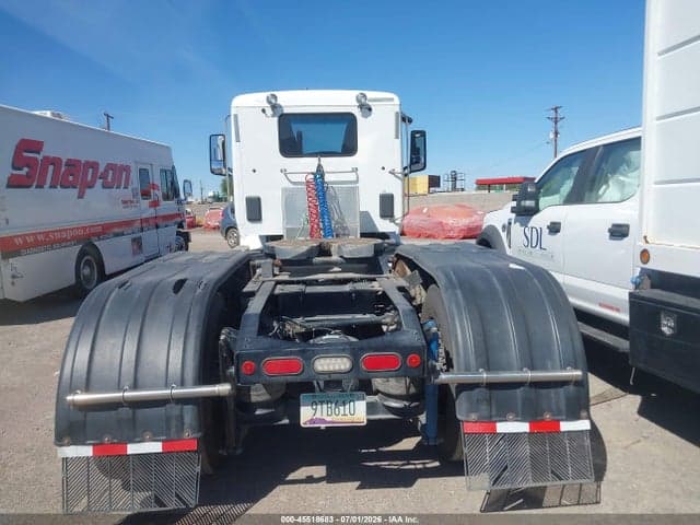 2019 PETERBILT 579 15