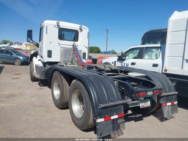 2019 PETERBILT 579 3