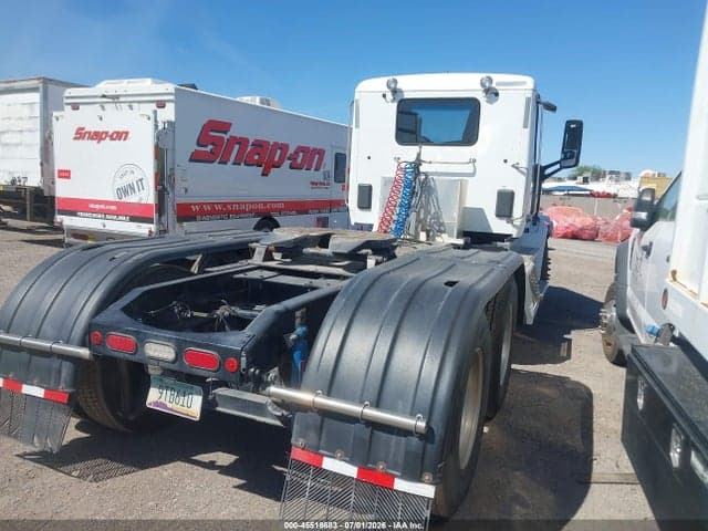 2019 PETERBILT 579 4