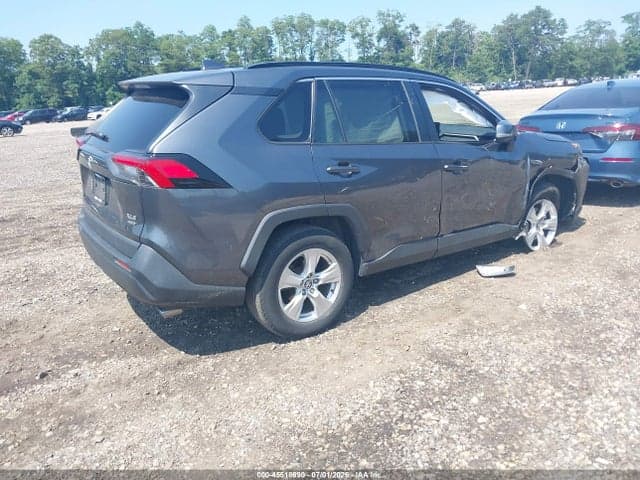 2020 TOYOTA RAV4 XLE 4