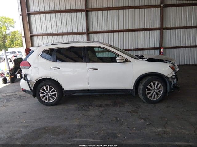 2017 NISSAN ROGUE SV 14
