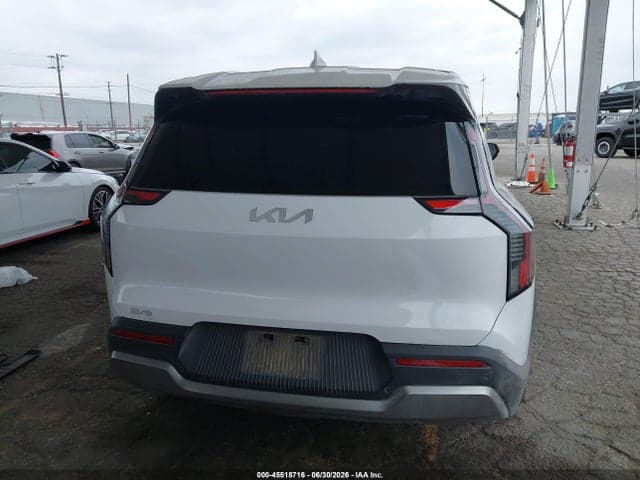 2026 KIA EV9 LIGHT LONG RANGE 17