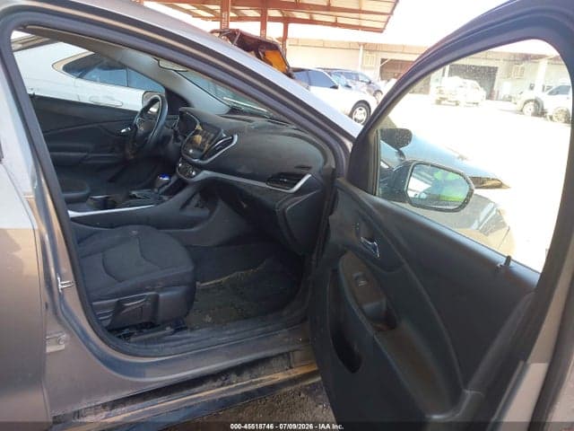 2017 CHEVROLET VOLT LT 5