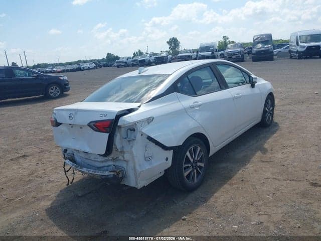 2020 NISSAN VERSA SV XTRONIC CVT 4