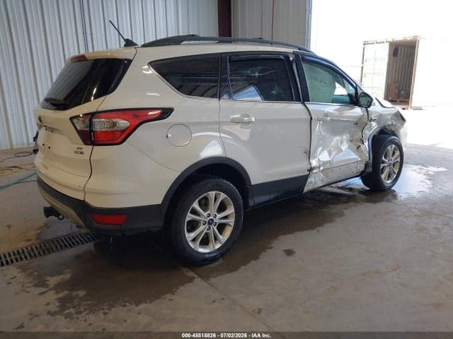 2018 FORD ESCAPE SE 4