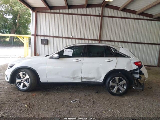 2019 MERCEDES-BENZ GLC 300 13