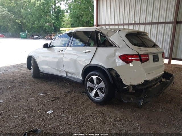2019 MERCEDES-BENZ GLC 300 3