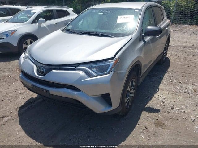 2018 TOYOTA RAV4 LE 2