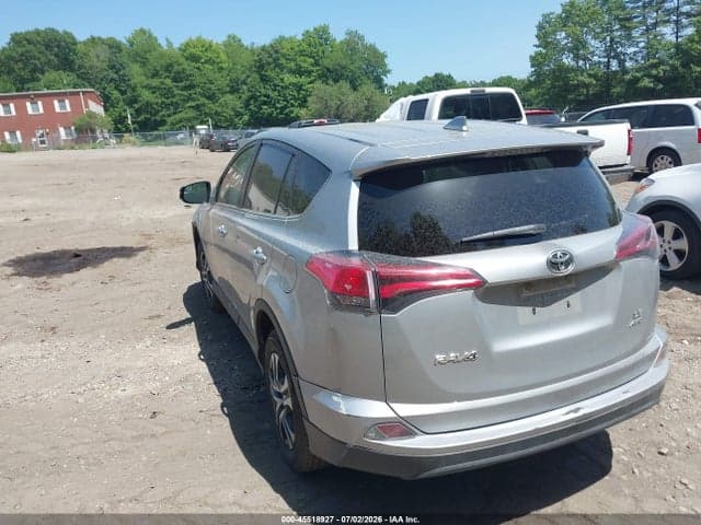 2018 TOYOTA RAV4 LE 3