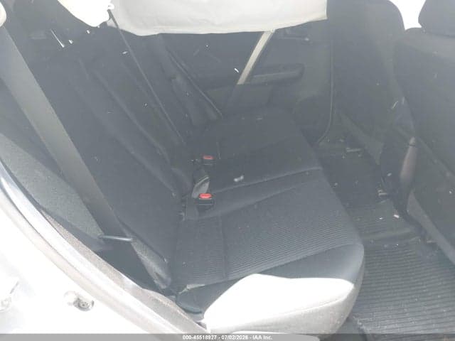 2018 TOYOTA RAV4 LE 8