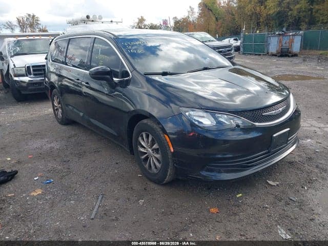 2017 CHRYSLER PACIFICA TOURING 1