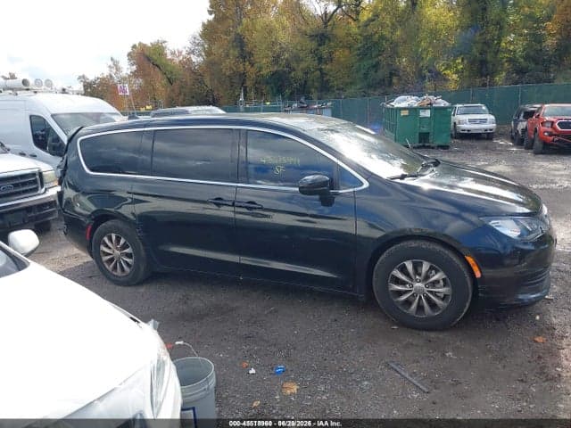 2017 CHRYSLER PACIFICA TOURING 13