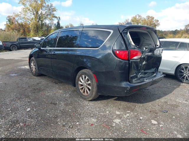 2017 CHRYSLER PACIFICA TOURING 3