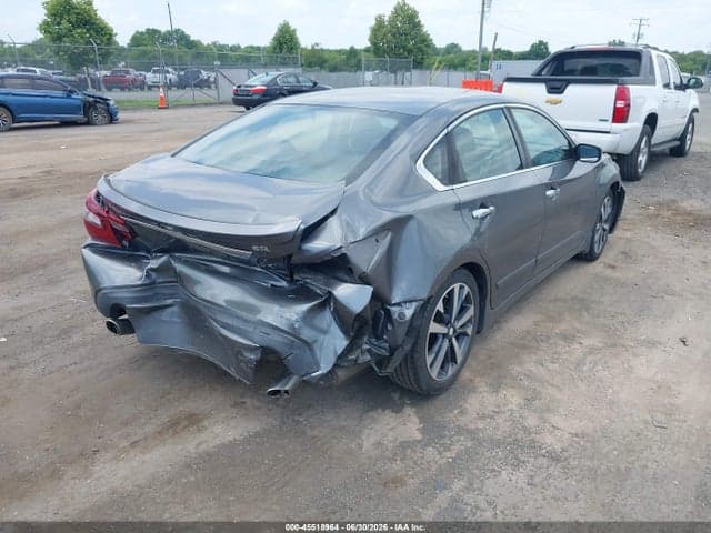 2017 NISSAN ALTIMA 2.5 SR 4