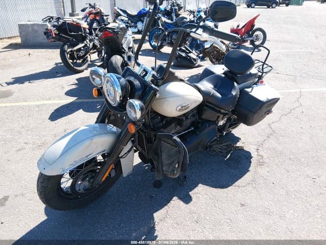 2022 HARLEY-DAVIDSON FLHCS 2