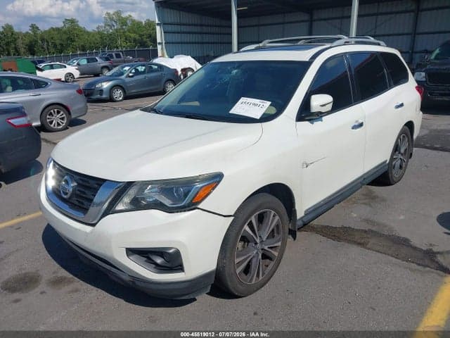 2017 NISSAN PATHFINDER PLATINUM 2