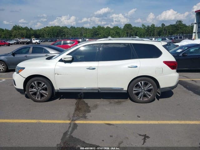 2017 NISSAN PATHFINDER PLATINUM 14