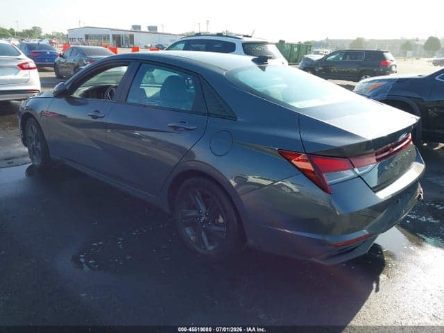 2023 HYUNDAI ELANTRA SEL 3