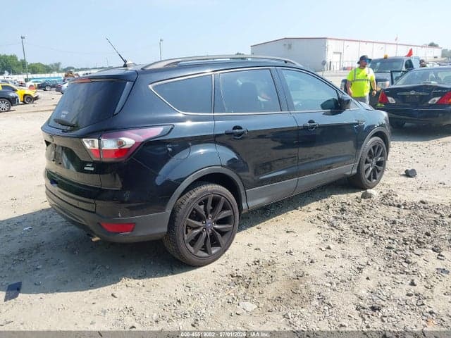 2018 FORD ESCAPE SE 4