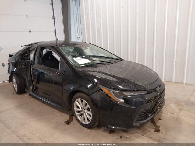 2024 TOYOTA COROLLA LE 1