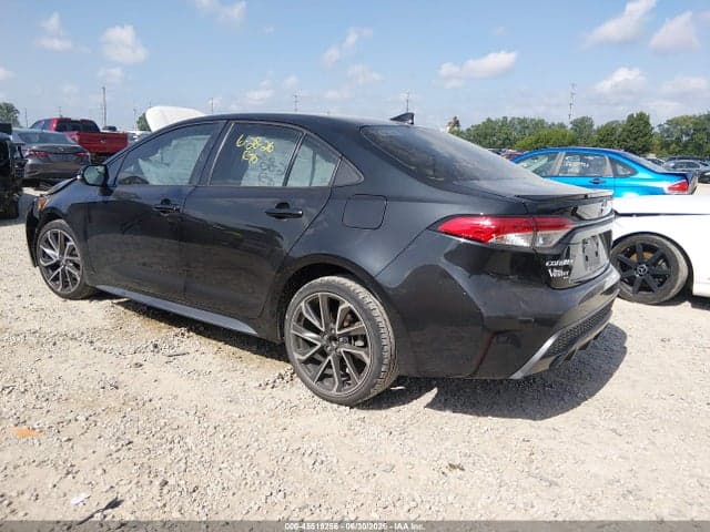 2022 TOYOTA COROLLA SE 3
