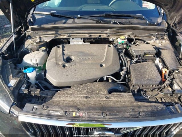2025 VOLVO XC40 B5 CORE BRIGHT THEME 10
