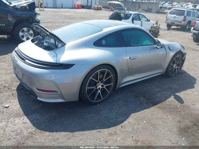 2026 PORSCHE 911 CARRERA/CARRERA T 4