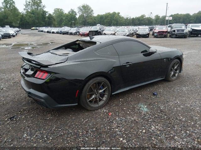 2024 FORD MUSTANG DARK HORSE FASTBACK 4