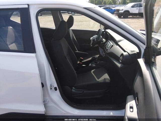 2024 NISSAN KICKS S XTRONIC CVT 5