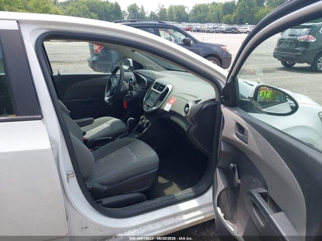 2017 CHEVROLET SONIC LT AUTO 5