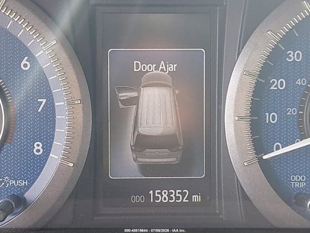 2017 TOYOTA SIENNA XLE PREMIUM 8 PASSENGER 15