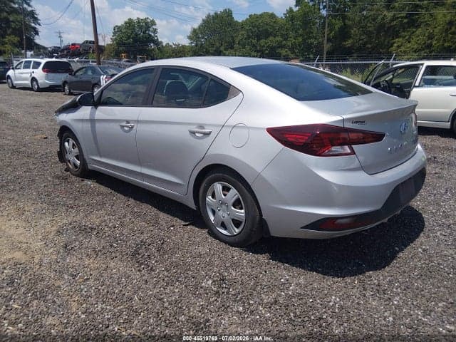 2019 HYUNDAI ELANTRA SE 3
