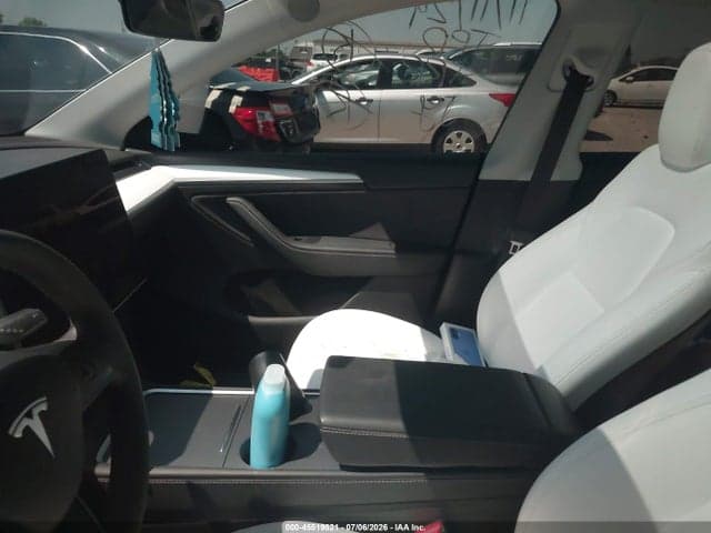 2024 TESLA MODEL Y LONG RANGE DUAL MOTOR ALL-WHEEL DRIVE 16