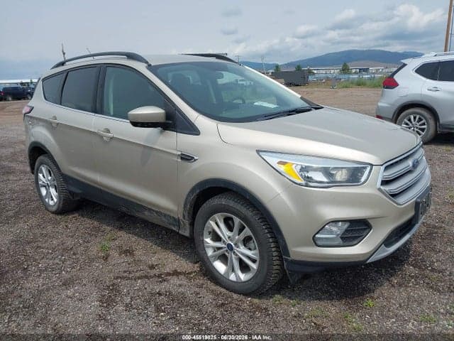 2018 FORD ESCAPE SE 1