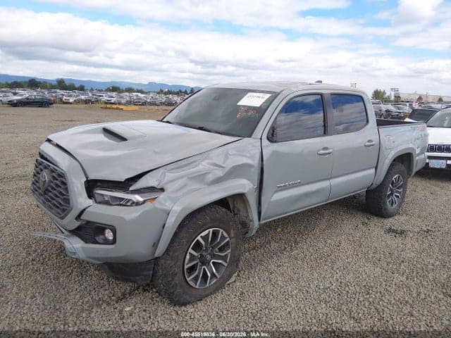 2022 TOYOTA TACOMA TRD SPORT 2