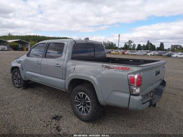 2022 TOYOTA TACOMA TRD SPORT 3