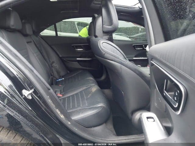 2022 MERCEDES-BENZ C 300 4MATIC 8