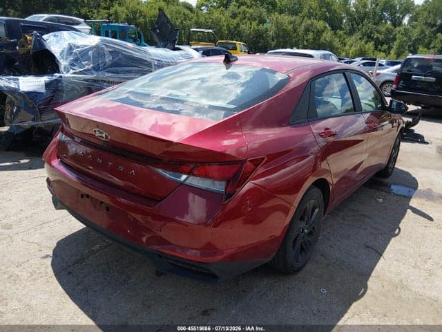 2023 HYUNDAI ELANTRA SEL 4