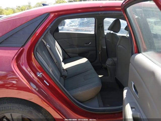 2023 HYUNDAI ELANTRA SEL 8