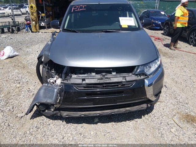 2017 MITSUBISHI OUTLANDER ES 6