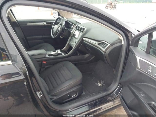 2019 FORD FUSION SE 5