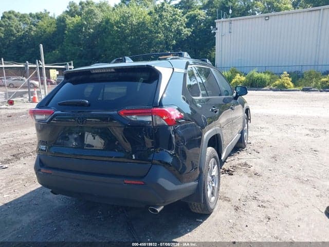 2025 TOYOTA RAV4 XLE 4