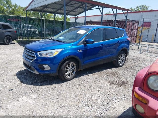 2017 FORD ESCAPE SE 2