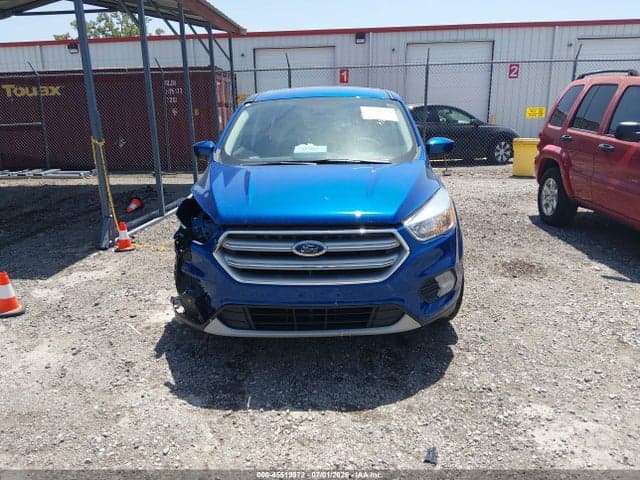 2017 FORD ESCAPE SE 11