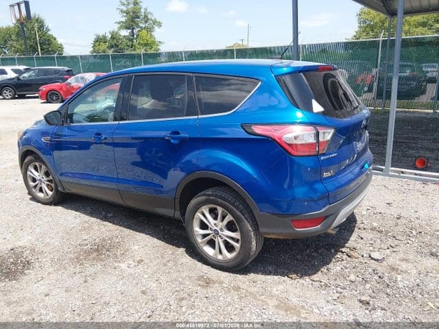 2017 FORD ESCAPE SE 3