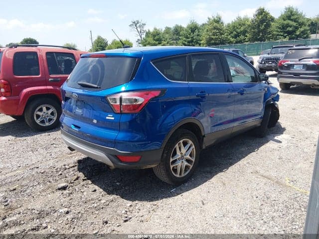 2017 FORD ESCAPE SE 4
