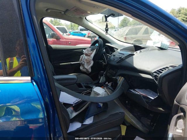 2017 FORD ESCAPE SE 5