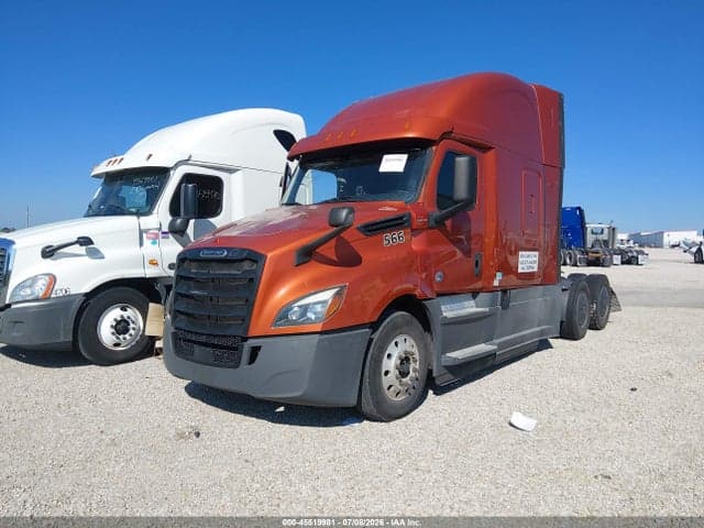 2020 FREIGHTLINER NEW CASCADIA 126 2