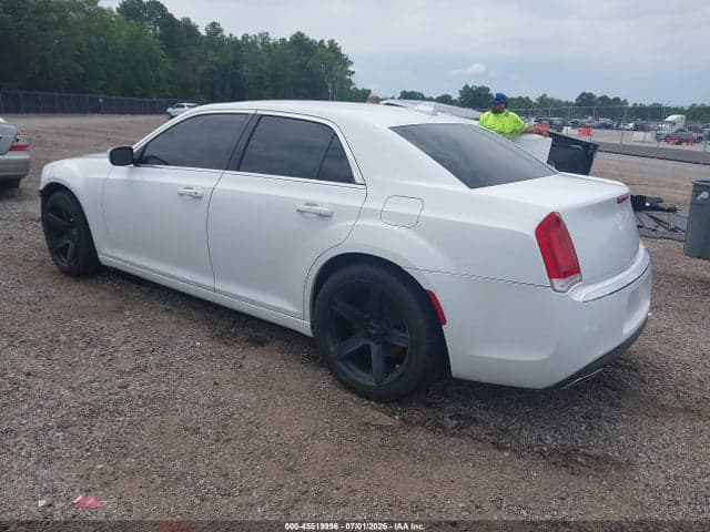 2019 CHRYSLER 300 TOURING 3