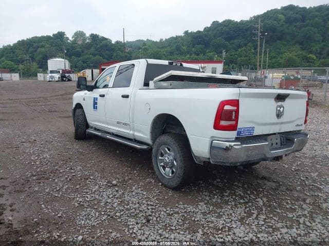 2023 RAM 2500 TRADESMAN 4X4 6'4 BOX 3